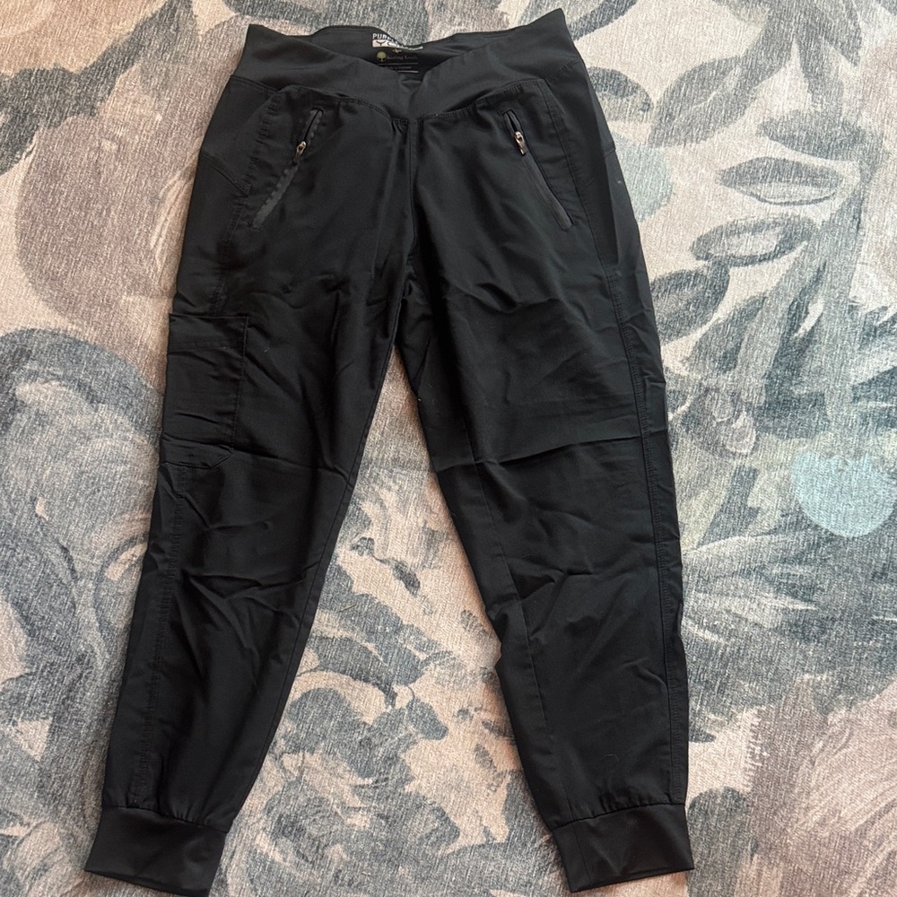 Healing Hands Black Jogger scrub bottoms